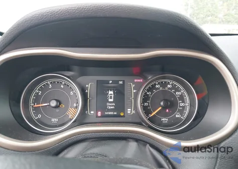 2015 Jeep Cherokee Latitude Altitude from USA, damaged, VIN 1C4PJLCB2FW770703